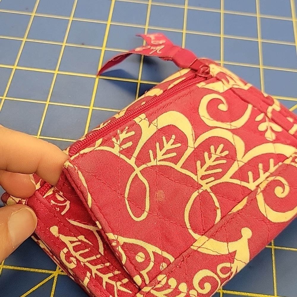 Vera Bradley Quilted Wallet 5.5 x 4 - Picture 10 of 11